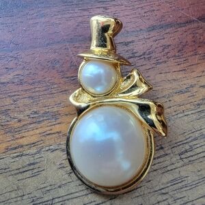 Vintage Marvella Gold Tone Faux Pearl Snowman Brooch